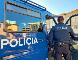 PSP de Vila do Conde deteve jovem com arma proibida