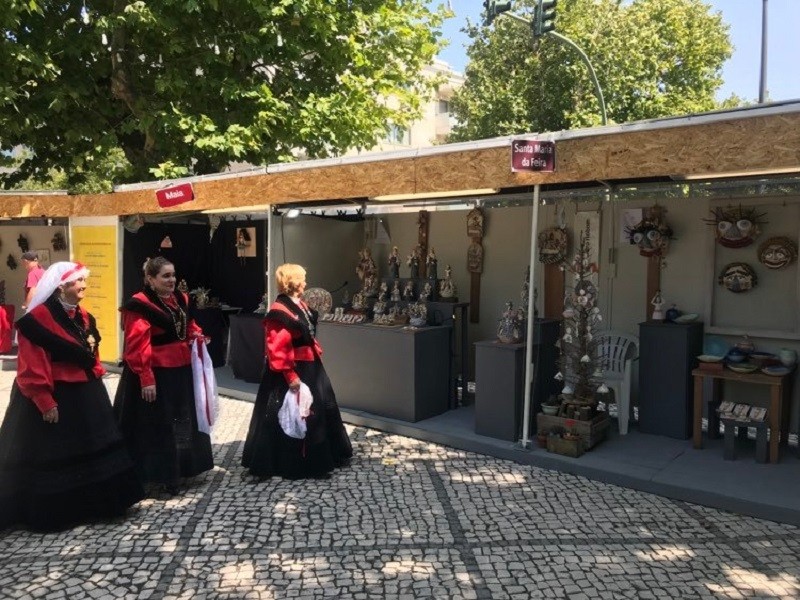 Geminação com Ferrol assinalada na Feira de Artesanato de Vila do Conde