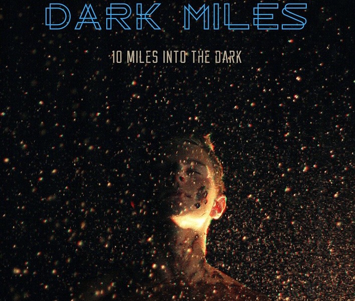 «10 Miles Into The Dark» do vilacondense Pedro Lima quase esgotado