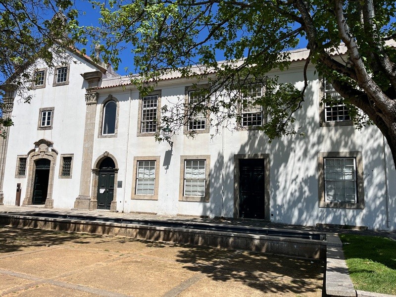 Início dos cursos de formação de juízes e magistrados adiado para 2 de dezembro