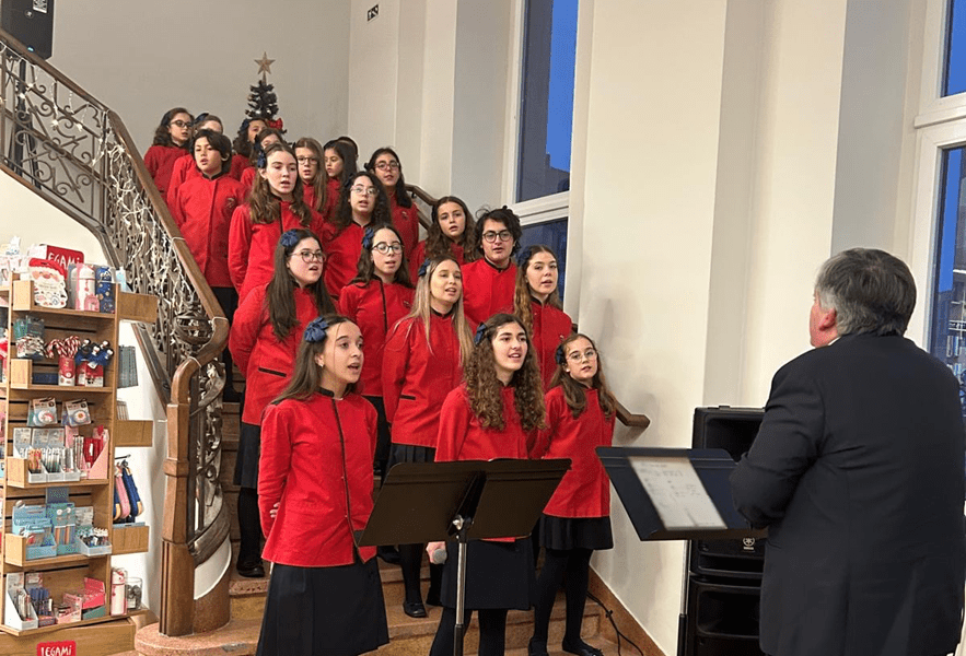 Pequenos Cantores da Maia deram concerto em espaço histórico de Aveiro